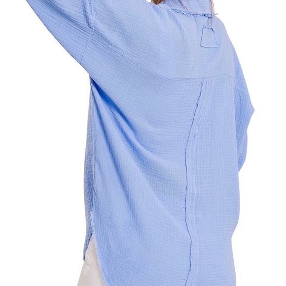 $25 start 94 ❤️Dusty teal gauze raw edge button down top - Picture 2 of 3